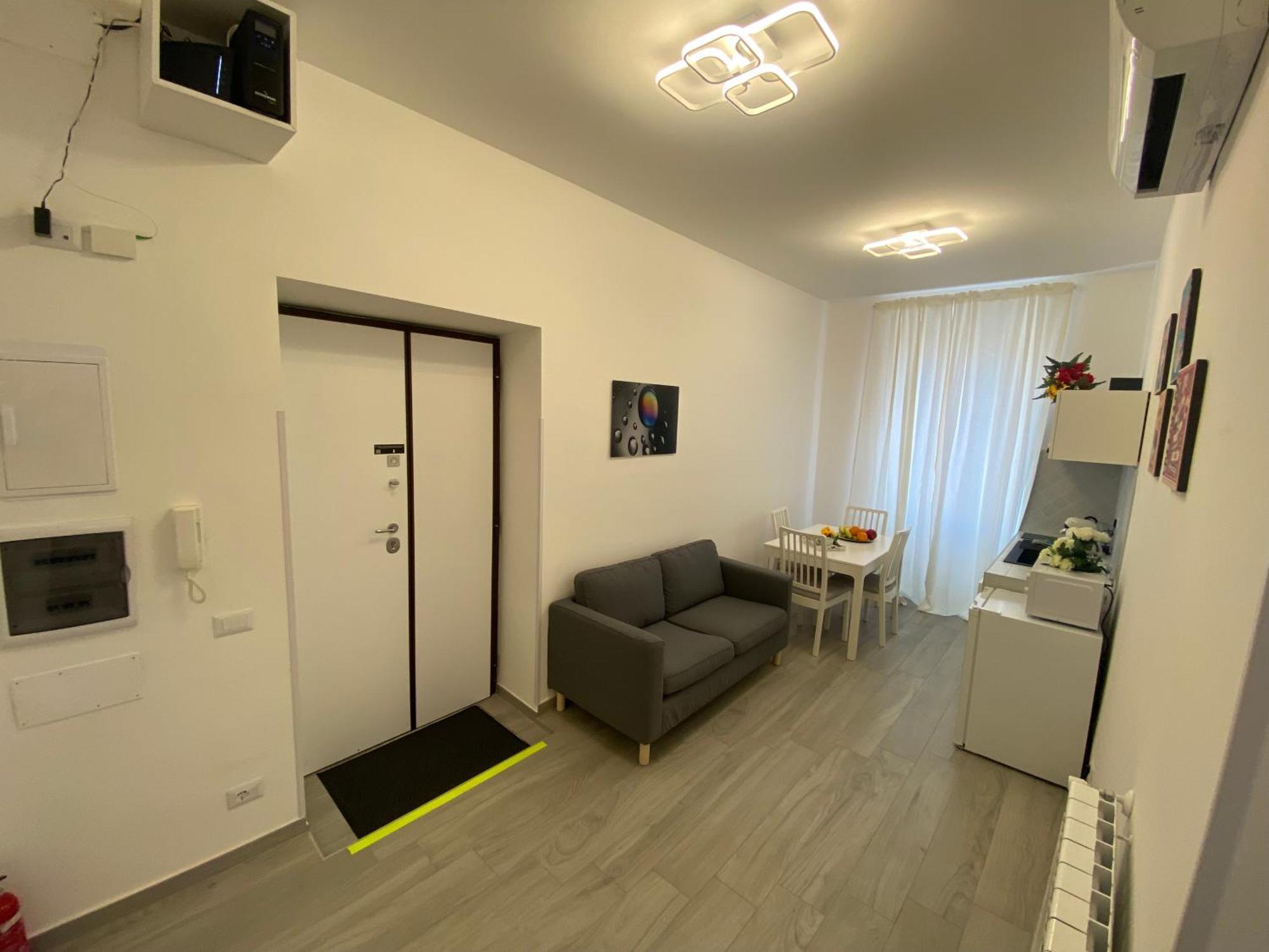 Roma Guesthouse Affittacamere Centro Citta' Softrooms-Metro' A 1 Metro 罗马 外观 照片