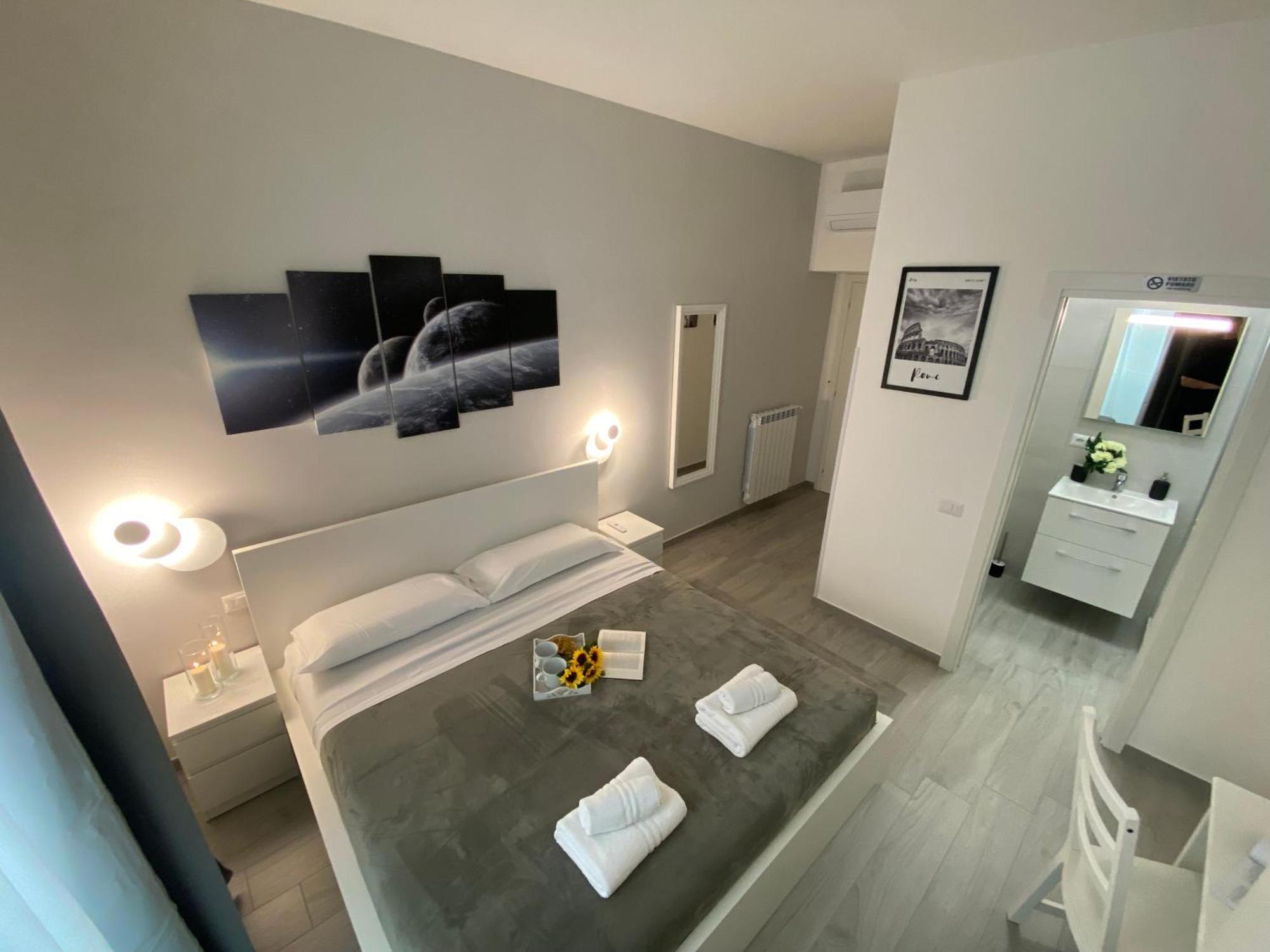 Roma Guesthouse Affittacamere Centro Citta' Softrooms-Metro' A 1 Metro 罗马 外观 照片