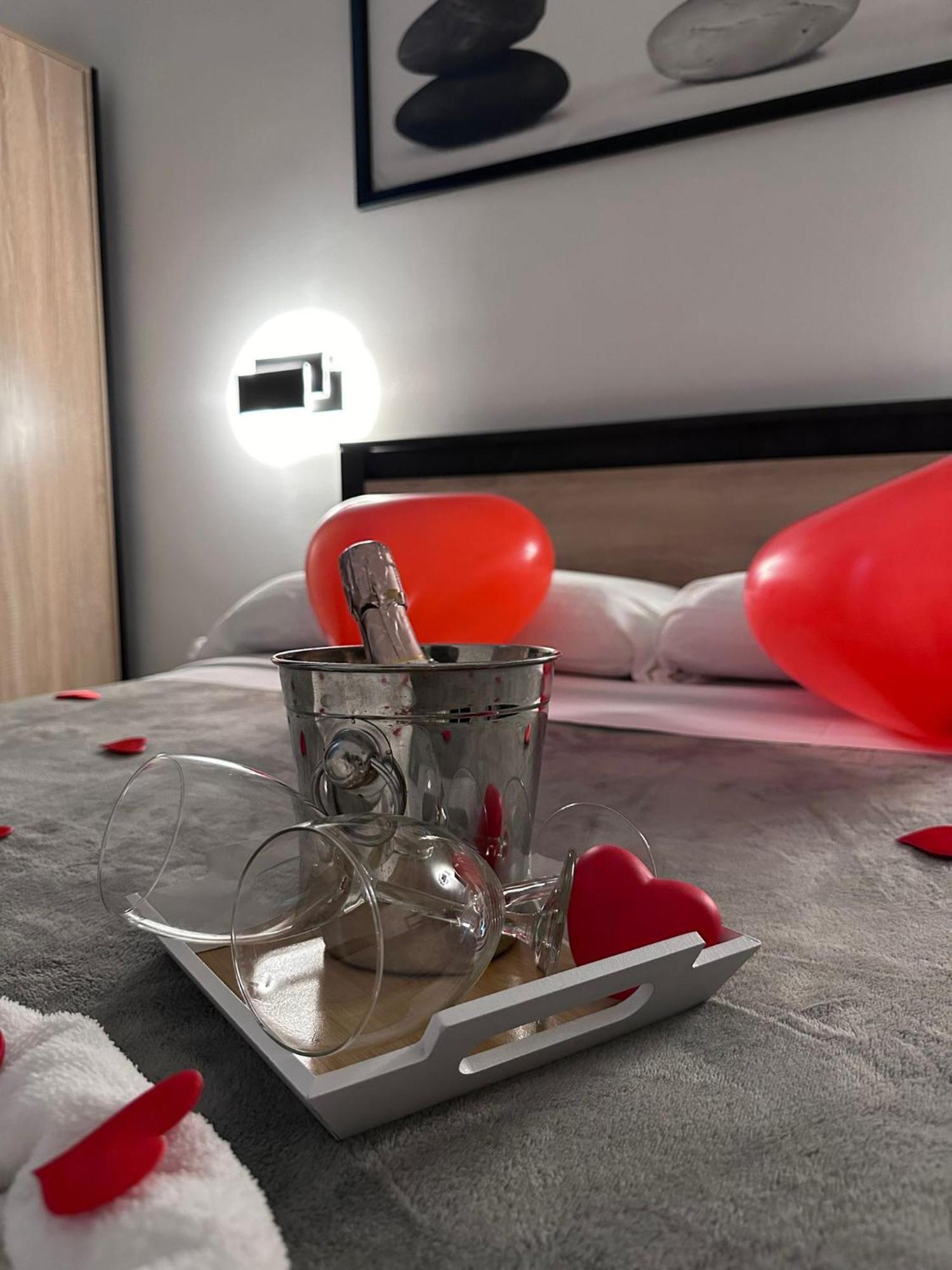 Roma Guesthouse Affittacamere Centro Citta' Softrooms-Metro' A 1 Metro 罗马 外观 照片