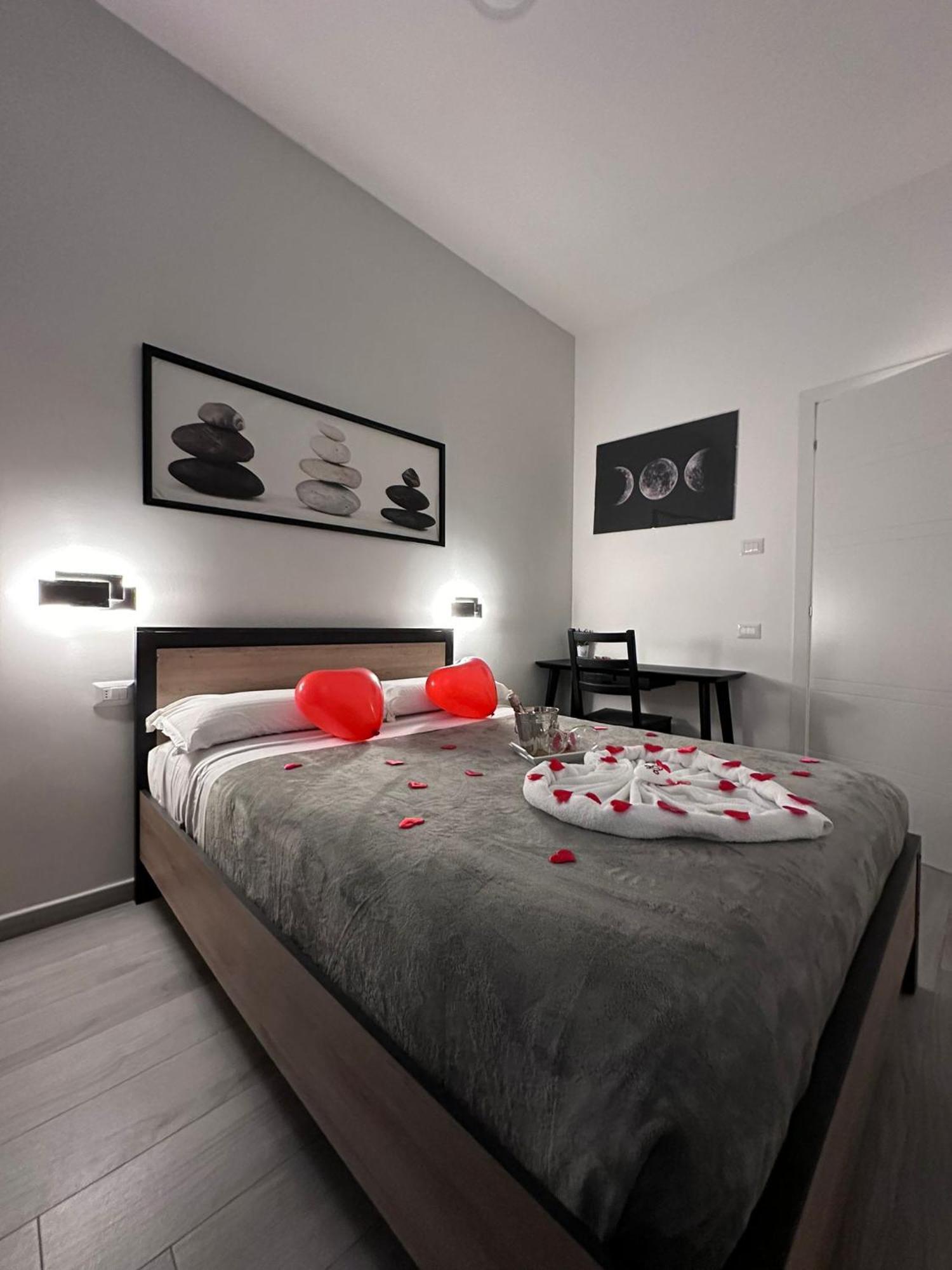 Roma Guesthouse Affittacamere Centro Citta' Softrooms-Metro' A 1 Metro 罗马 外观 照片